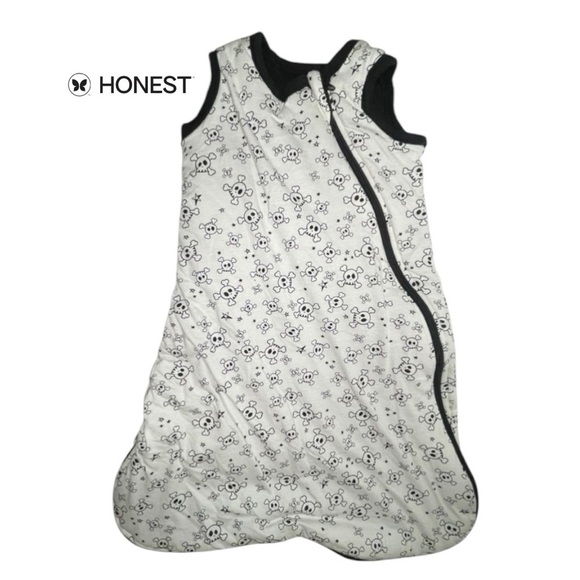 The Honest Company Baby Organic Cotton Light Filled Reversible Wearable Blanket - Picture 13 of 14